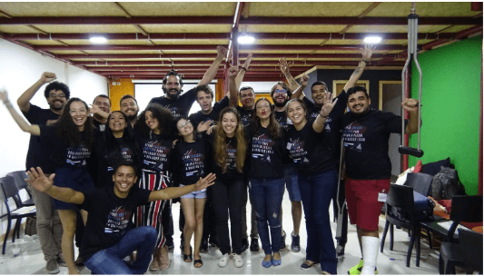 Formação de Embaixadores na turma de Manaus (AM) em 2019. (Bruna é a primeira mulher da direita para a esquerda na foto)
