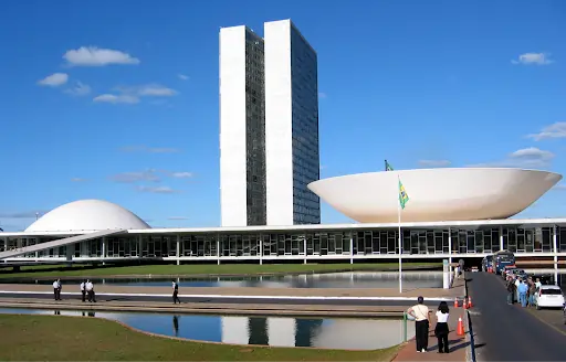 Congresso Nacional.
Texto sobre aumento no número de deputados.